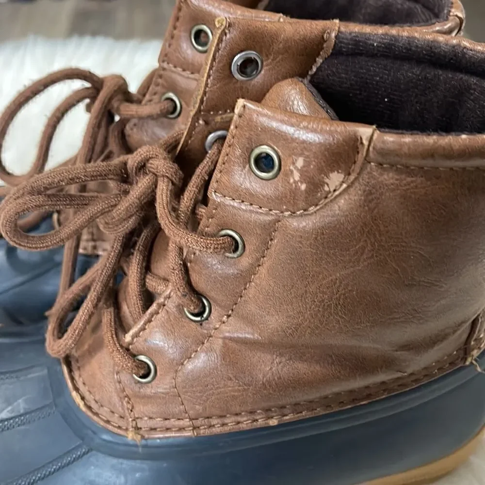 SPERRY WINTER BOOTS SIZE 2M